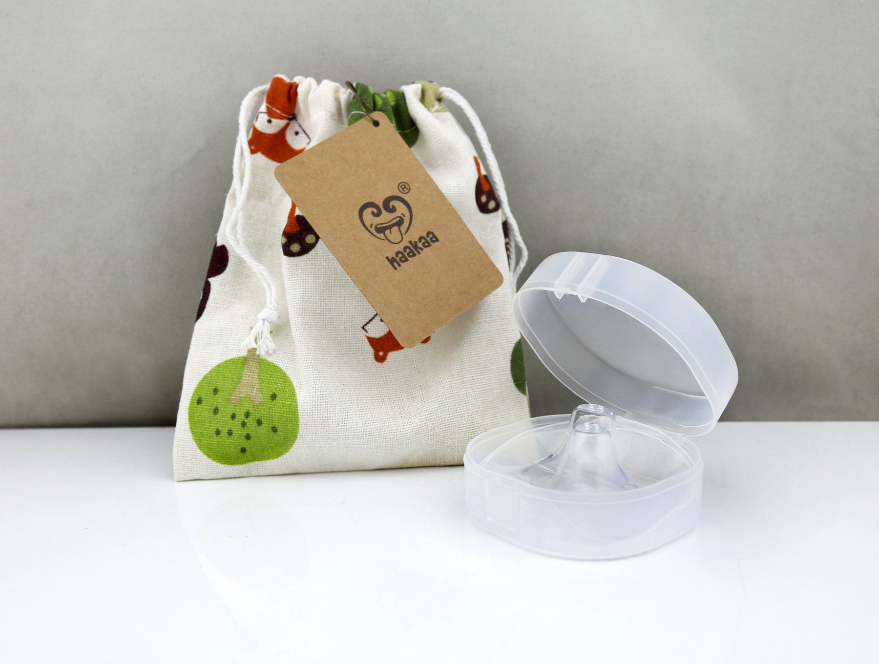 HAAKAA - SILICONE NIPPLE SHIELD - (2 PACK)