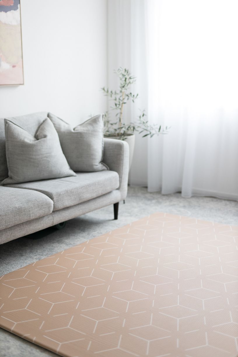 Little Wiwa - Generos Play Mat (Signatur Latte)