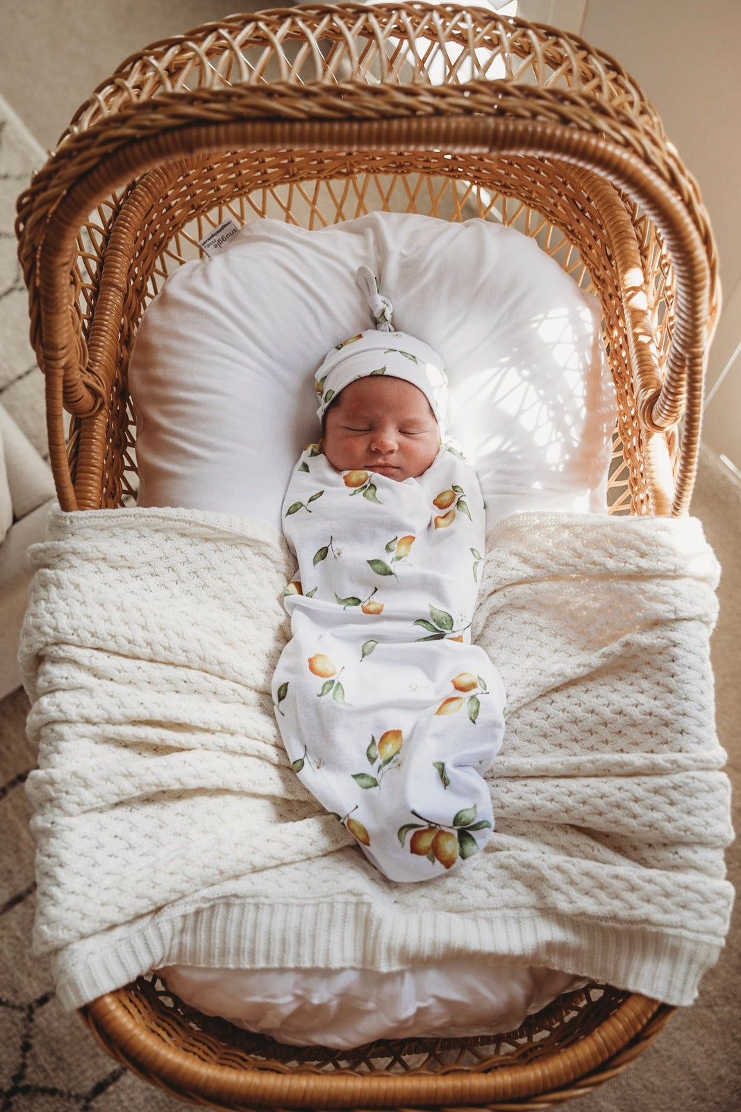 SNUGGLE HUNNY KIDS - SWADDLE & BEANIE SET (LEMON)