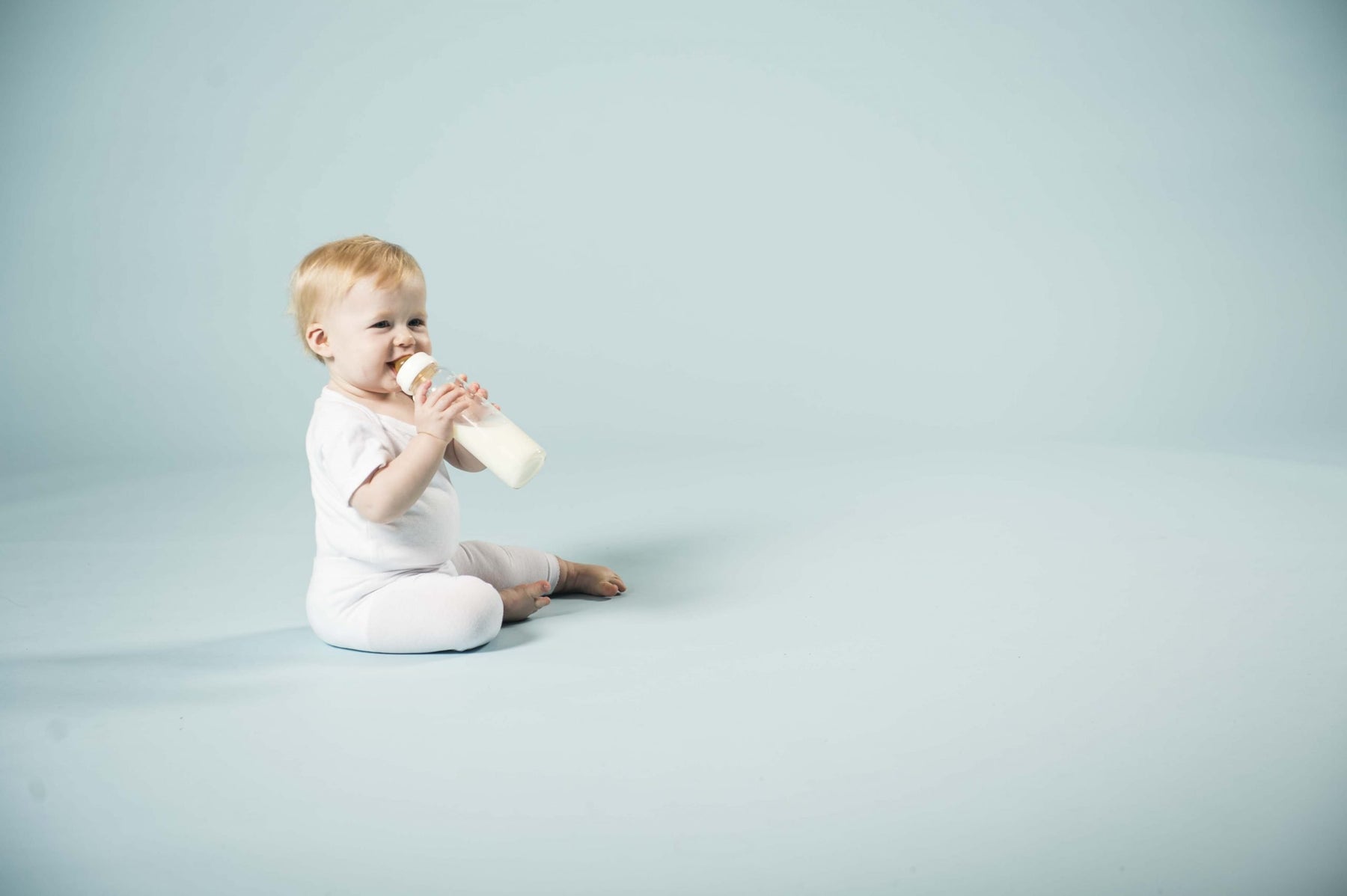 HEVEA GLASS BOTTLE 240 ML (2 PACK)