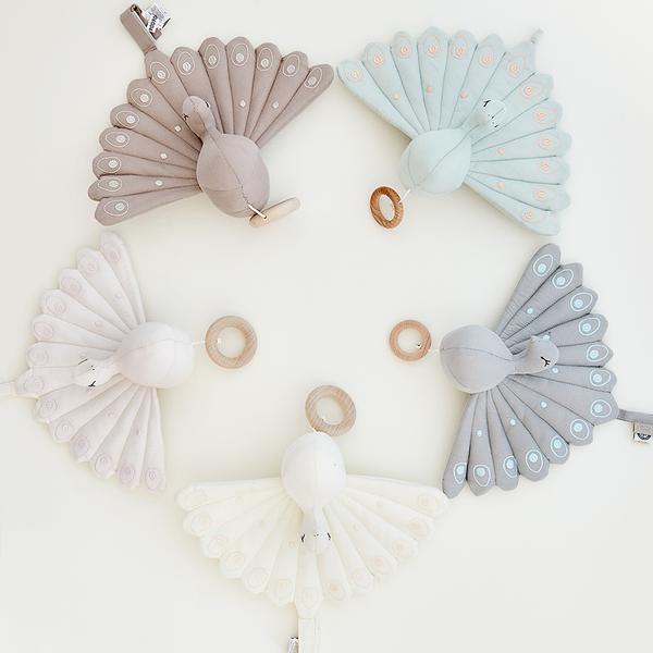 CAM CAM COPENHAGEN - PEACOCK MUSIC MOBILE (MINT)