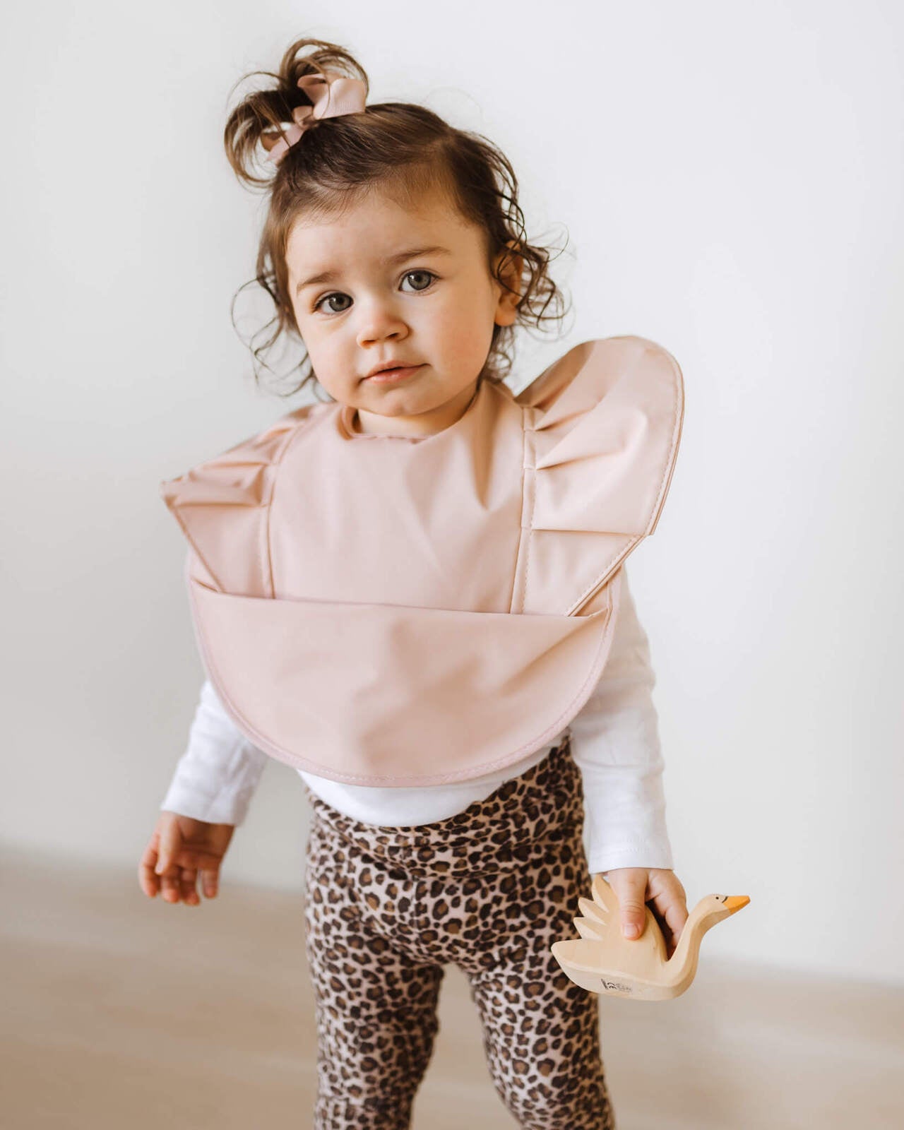 SNUGGLE HUNNY KIDS - WATERPROOF BIB (NUDE)