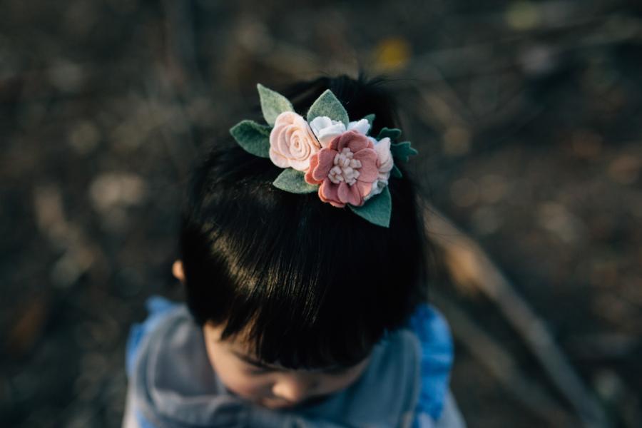 KIREI HANDMADE - SMALL CROWN HEADBAND (CLASSIC BLUSH)