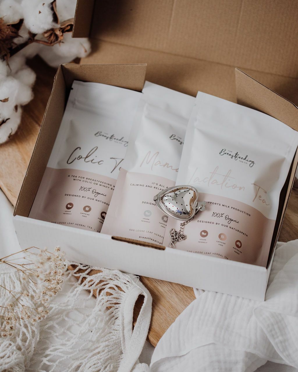 THE BREASTFEEDING TEA CO - DELUXE BREASTFEEDING BOX