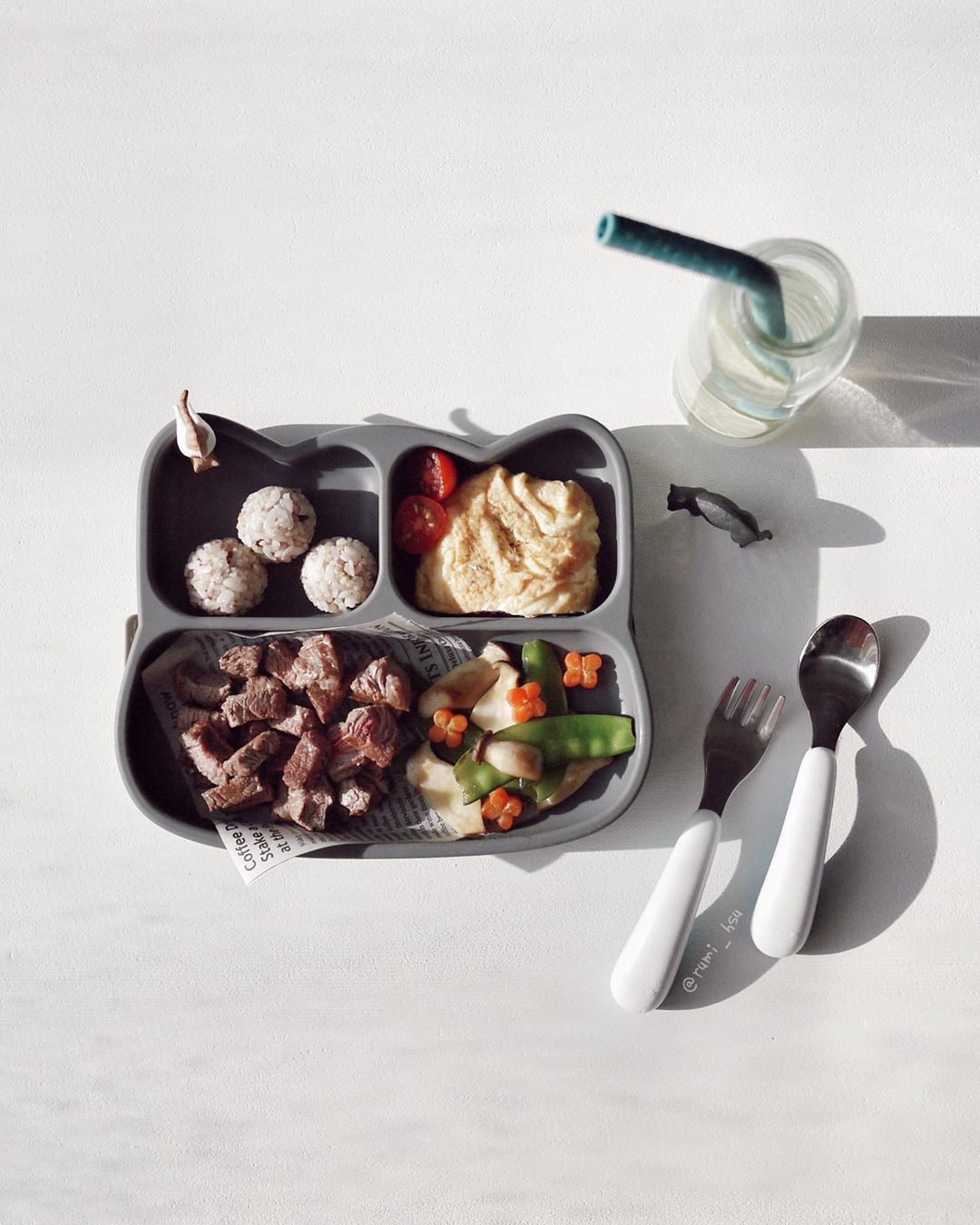 WE MIGHT BE TINY - CAT STICKIE PLATE - VARIOUS COLOURS